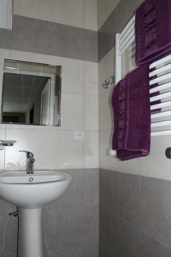 Guesthouse Suja Kazbegi Εξωτερικό φωτογραφία